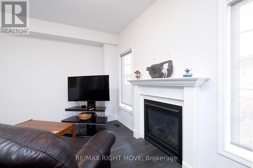 248 James Street E, Orillia, ON - Indoor Photo Showing Living Room With Fireplace
