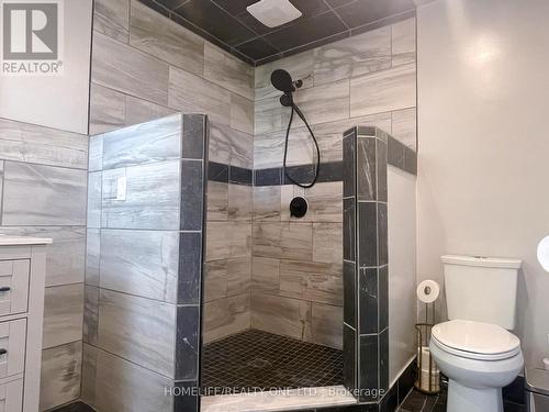 4055 Glen Cedar Dr E, Ramara, ON - Indoor Photo Showing Bathroom
