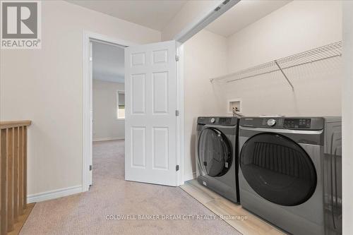 19 Nipigon St, Belleville, ON - Indoor Photo Showing Laundry Room