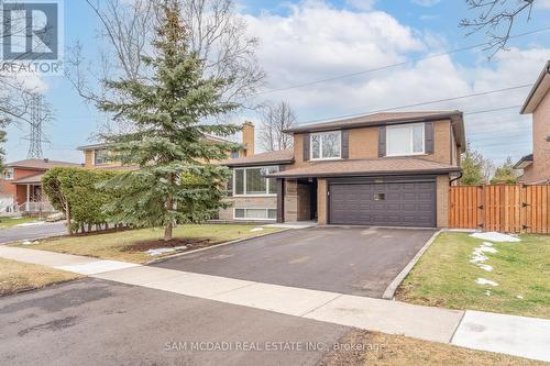 3556 Silverplains Dr, Mississauga, ON - Outdoor With Facade