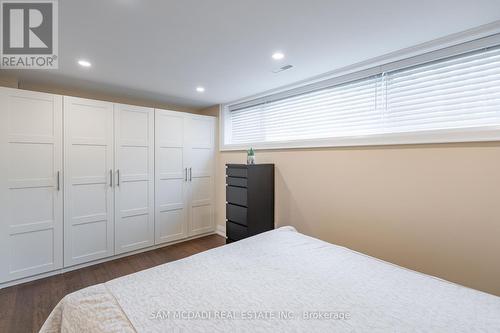 3556 Silverplains Dr, Mississauga, ON - Indoor Photo Showing Bedroom