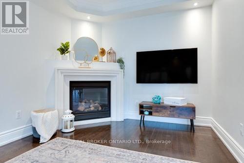 3277 Paul Henderson Drive, Mississauga, ON - Indoor Photo Showing Living Room With Fireplace