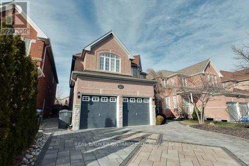 3277 Paul Henderson Drive, Mississauga, ON - Outdoor