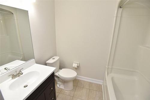 266 Limeridge Road E|Unit #4, Hamilton, ON - Indoor Photo Showing Bathroom