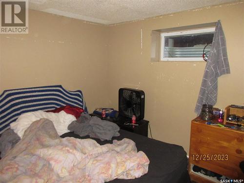 7316 6Th Avenue, Regina, SK - Indoor Photo Showing Bedroom