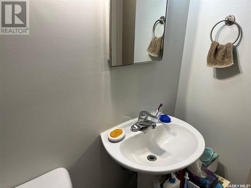 7316 6Th Avenue, Regina, SK - Indoor Photo Showing Bathroom