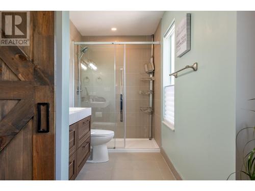 2603 39 Avenue Unit# 2, Vernon, BC - Indoor Photo Showing Bathroom