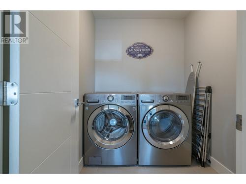 2603 39 Avenue Unit# 2, Vernon, BC - Indoor Photo Showing Laundry Room