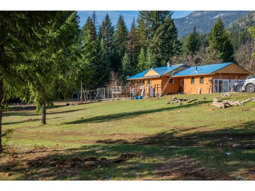 2621 Highway 3A, Castlegar, BC - Outdoor