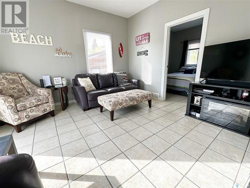 217 Courtney Place, Emma Lake, SK - Indoor Photo Showing Living Room