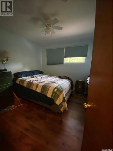 236 10Th Street Ne, Weyburn, SK - Indoor Photo Showing Bedroom