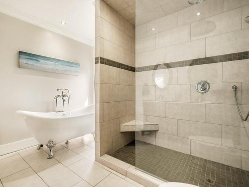 Bathroom - 313 Rue Dupré, Beloeil, QC - Indoor Photo Showing Bathroom