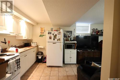 837 7Th Street E, Prince Albert, SK - Indoor Photo Showing Kitchen