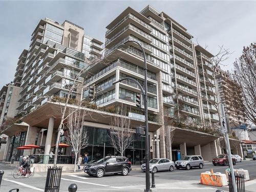 1002-708 Burdett Ave, Victoria, BC - Outdoor With Balcony With Facade