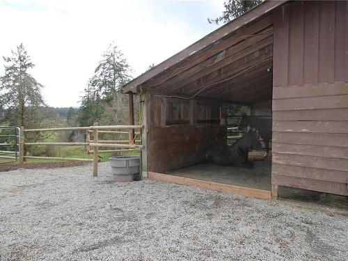 7087 Mays Rd, Duncan, BC - Outdoor With Exterior