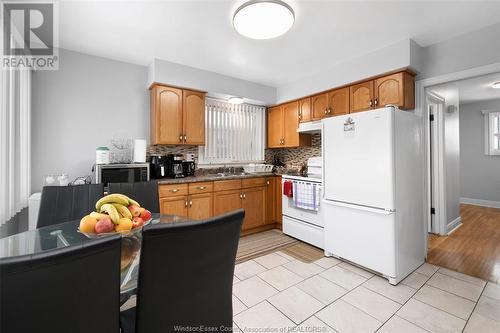 1829 Drouillard Road, Windsor, ON - Indoor Photo Showing Kitchen With Double Sink