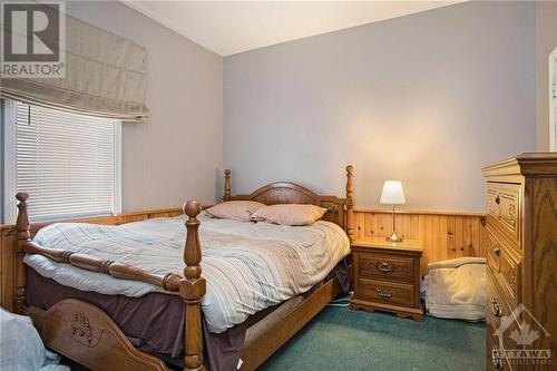 41 Russell Street E, Smiths Falls, ON - Indoor Photo Showing Bedroom