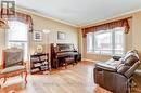 37 Quarry Ridge Drive, Ottawa, ON  - Indoor Photo Showing Living Room 