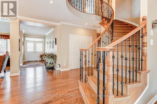 37 Quarry Ridge Drive, Ottawa, ON - Indoor Photo Showing Living Room