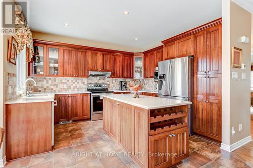 37 Quarry Ridge Drive, Ottawa, ON - Indoor Photo Showing Kitchen