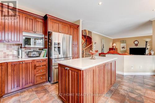 37 Quarry Ridge Drive, Ottawa, ON - Indoor Photo Showing Kitchen