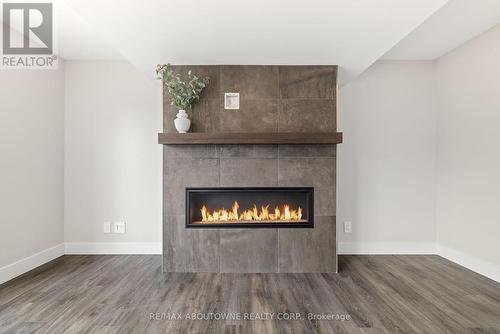 170 Michael'S Way, Prince Edward County, ON - Indoor Photo Showing Living Room With Fireplace
