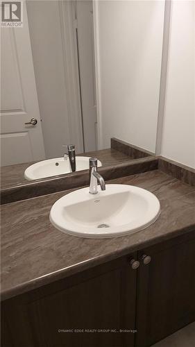 207 Ridley Cres, Southgate, ON - Indoor Photo Showing Bathroom