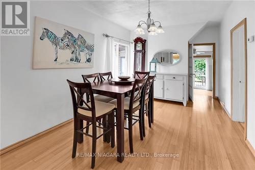 5641 Desson Avenue, Niagara Falls, ON - Indoor Photo Showing Dining Room