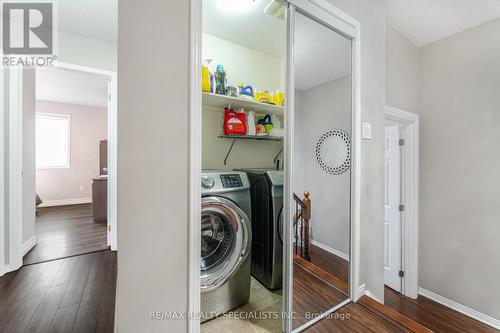 51 Yeaman Drive, Cambridge, ON - Indoor Photo Showing Laundry Room