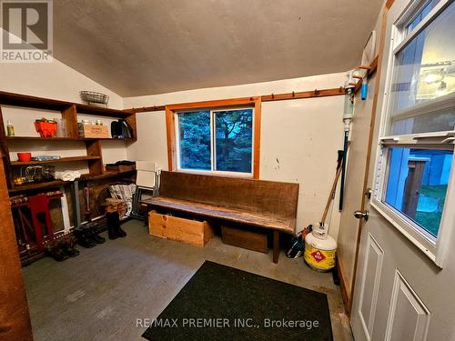 118 Nordic Road, Blue Mountains, ON - Indoor Photo Showing Other Room