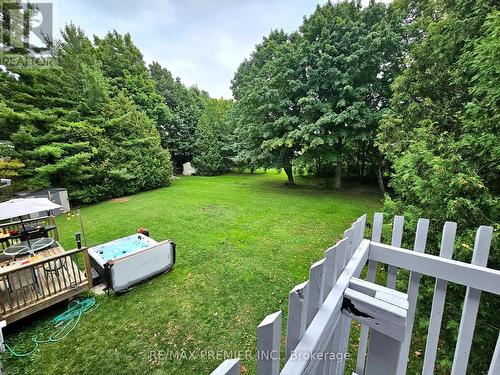 118 Nordic Road, Blue Mountains, ON - Outdoor With Backyard