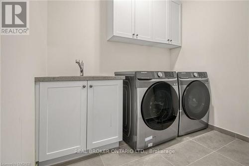 2337 Charles Cornwall Rd, Oakville, ON - Indoor Photo Showing Laundry Room