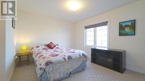 14 Fieldstone Lane Ave, Caledon, ON - Indoor Photo Showing Bedroom
