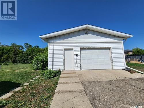 720 Stella Street, Grenfell, SK - Outdoor