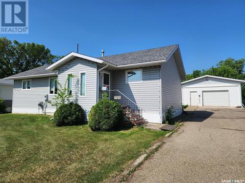 720 Stella Street, Grenfell, SK - Outdoor