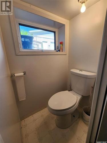 720 Stella Street, Grenfell, SK - Indoor Photo Showing Bathroom