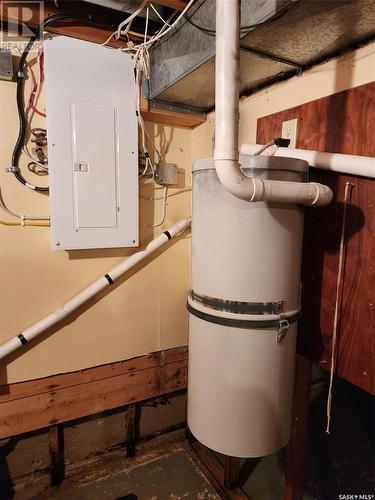 720 Stella Street, Grenfell, SK - Indoor Photo Showing Basement