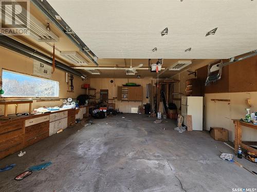 720 Stella Street, Grenfell, SK - Indoor Photo Showing Garage