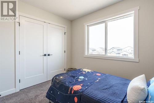 319 Dziadyk Bend, Saskatoon, SK - Indoor Photo Showing Bedroom