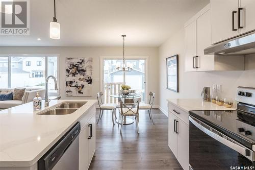 543 Keith Turn, Saskatoon, SK - Indoor Photo Showing Kitchen With Double Sink With Upgraded Kitchen