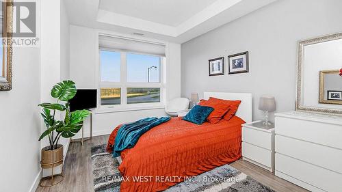 #131 -101 Shoreview Pl, Hamilton, ON - Indoor Photo Showing Bedroom