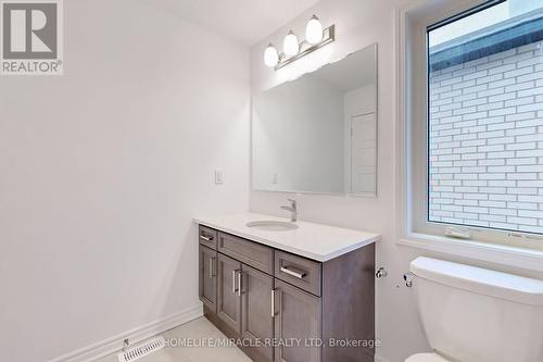 15 Sitler St, Kitchener, ON - Indoor Photo Showing Bathroom