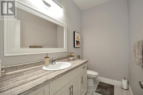 27 Kedwell St, Cambridge, ON - Indoor Photo Showing Bathroom