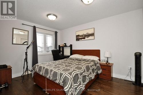 27 Kedwell St, Cambridge, ON - Indoor Photo Showing Bedroom