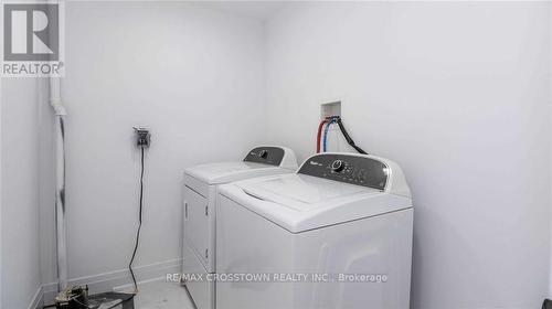 54 Golden Meadow Road, Barrie, ON - Indoor Photo Showing Laundry Room