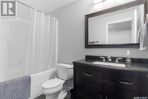 1125 15Th Street E, Saskatoon, SK - Indoor Photo Showing Bathroom