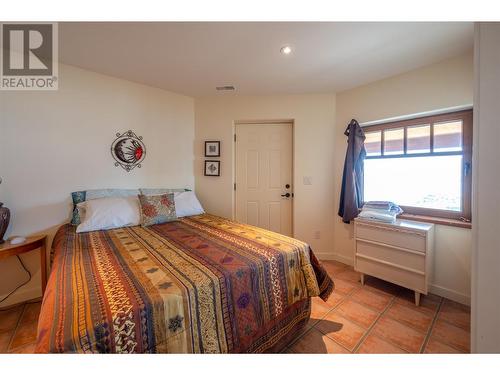 7015 Indian Rock Road, Naramata, BC - Indoor Photo Showing Bedroom