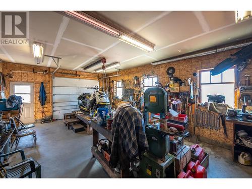 7015 Indian Rock Road, Naramata, BC - Indoor Photo Showing Garage
