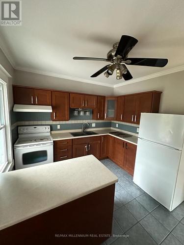 9 Grantham Ave, St. Catharines, ON - Indoor Photo Showing Kitchen With Double Sink