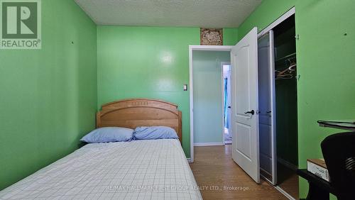 Main - 44 Loradeen Crescent, Toronto, ON - Indoor Photo Showing Bedroom